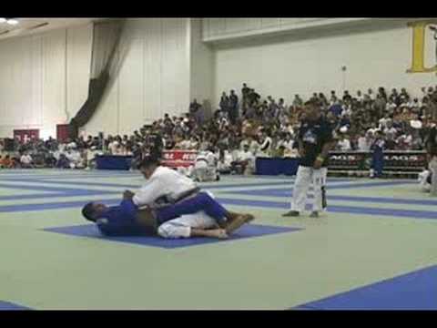 Ricardo "Animal" Migliarese Wrist-lock from inside guard