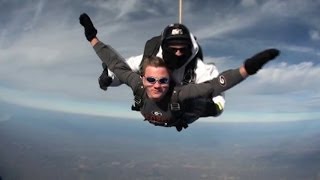 preview picture of video 'Connor's First Skydive'