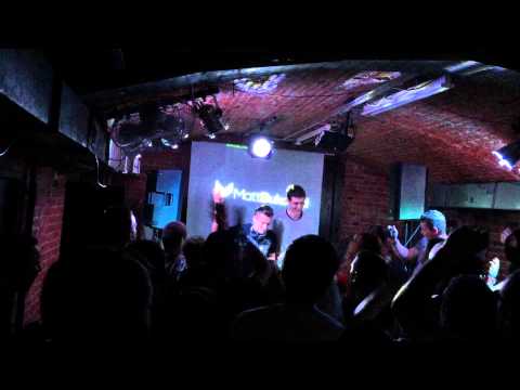 Essential Vibes - Klub Stan Surowy 09.05.2015 - Matt Bukovski