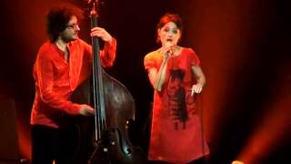Petra Magoni & Ferruccio Spinetti -  Musica Nuda Live - I will survive (Freddie Perren/Dino Fekaris)