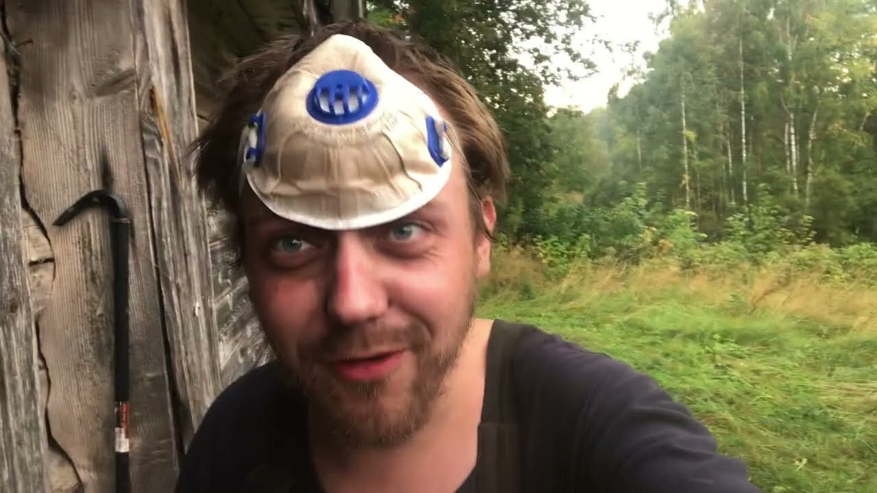 Второй день крушу печку. 