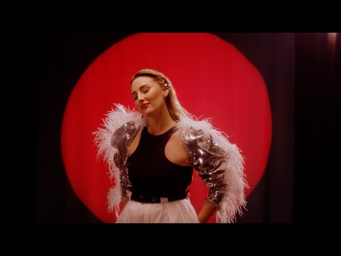 İpek Naz - Boğuluyorum (Akustik)