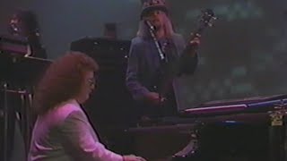 LYNYRD SKYNYRD | Live on Nashville Now (1993) | STEREO