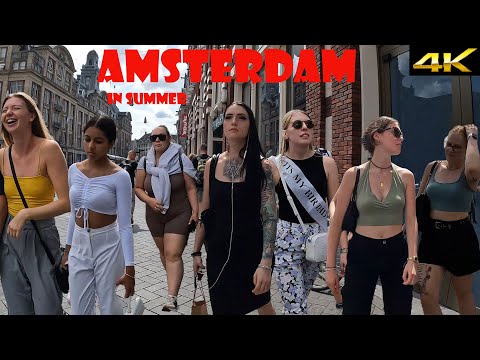 Beautiful day in September in Amsterdam. I love Amsterdam vibes on such a day. Damrak