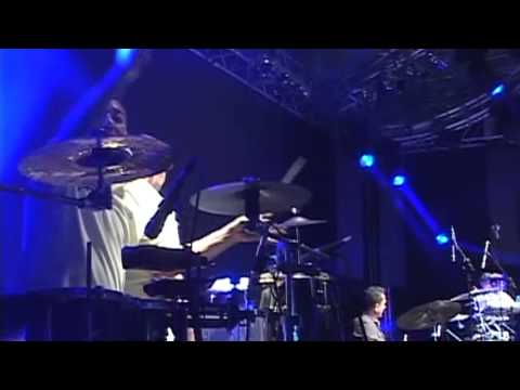 Grafith DVD Oficial 24 Anos Oficial  06 Musica -  Rihanna - We Found Love