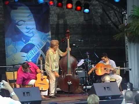 16 Gypsy Strings - 10th. Django Reinhardt Festival - Hildesheim 2010