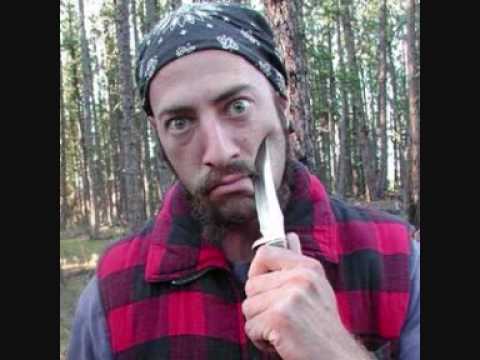 Puukko-Allu - Tuhansien lärvien ja lääkkeiden maa (REAL VOICE / PANAMA RAYO)