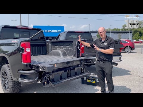 The 2023/2024 Silverado Multi-Flex Tailgate