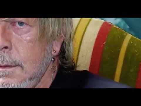 Renaud en plein désarroi après la mort de sa mère, un projet lui permet de tenir