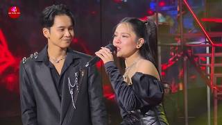 Download lagu SEPERTI PARA KORUPTOR - MELLY FEAT ABRIL - DI MEGA KONSER mp3