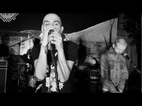 Kung Fu Junkie - Junkie Walk