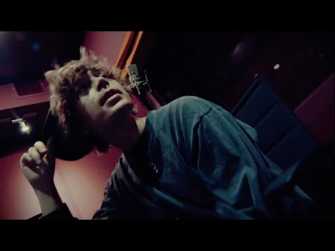 koi - MILLION DOLLAR FREESTYLE (Official Music Video)