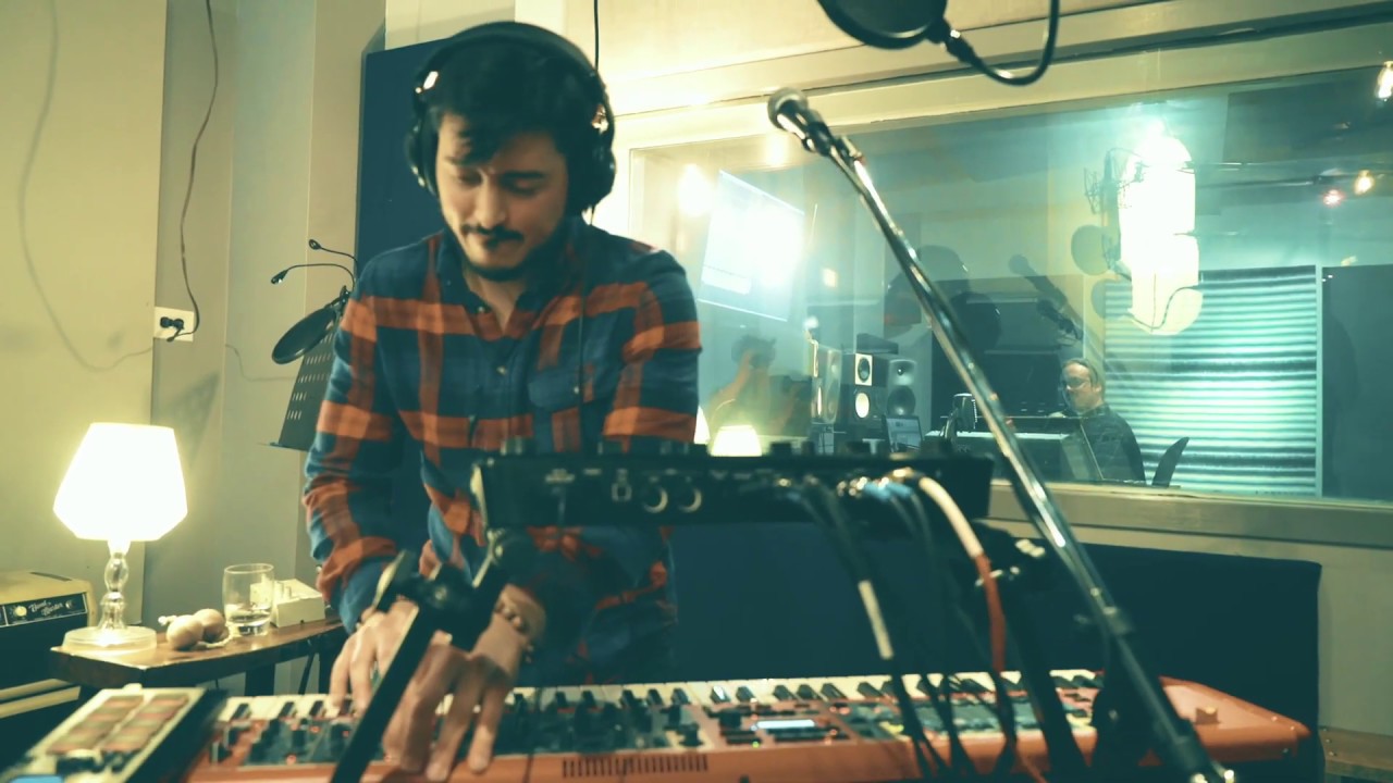Promotional video thumbnail 3 for Adam Ahuja (Interactive Live-Looping)