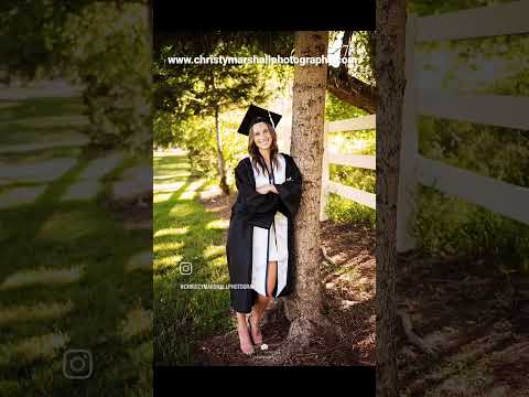 college graduation photo session