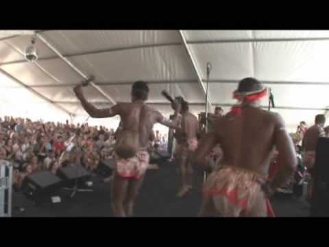 Narasirato Pan Pipers from the Solomon Islands - live performance footage