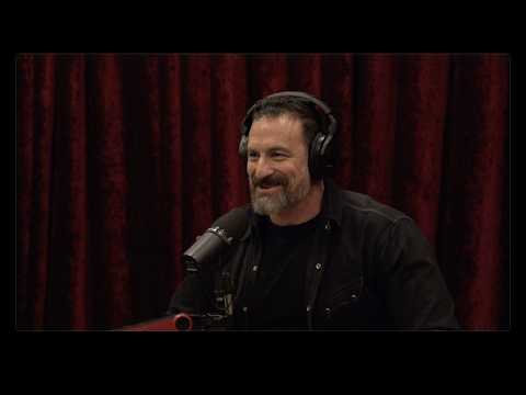 Joe Rogan Experience #2553 - Andrew Hubermsan