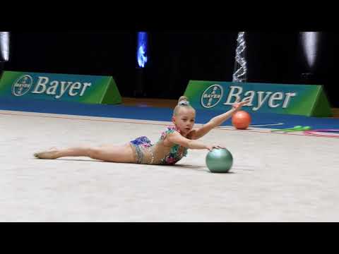 Isupova Anastasia 2014 GER ball