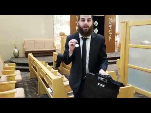 What is in a Chazzan's bag?