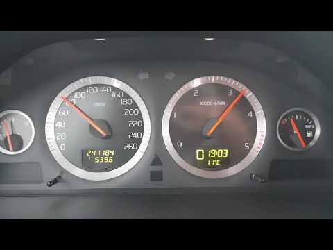 Volvo xc70 D5 185hp acceleration