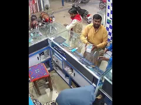 Mobile Chori kar ky lay gaye | Mobile Shop Robbery March 2023 @Crime CCTV Footage