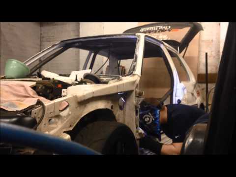 Saxo Vts Roll cage fitting