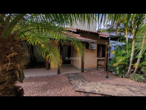 CASA COM 4 DORMITÓRIOS, 3 VAGAS, 227M² ÁREA PRIVATIVA para venda EM HARMONIA