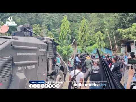 Desalojo en la colonia El Palmar, ene l sector de Cofradía