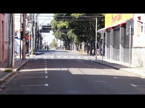 Ruas vazias no primeiro dia de medidas mais restritivas em RC