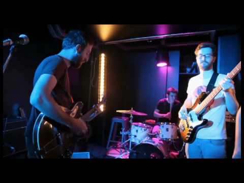 the Dead Pirates live in Paris