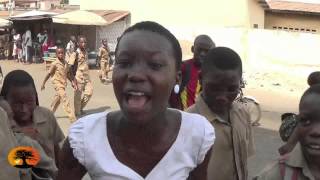 Les élèves dans les rues: &quot;Ma maman vend du piment, mon père est zémidjan. Il a payé 6000f&quot;[4/12/13]