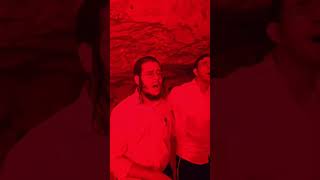 ״באותה השעה״ לייב מערת צדקיהו.