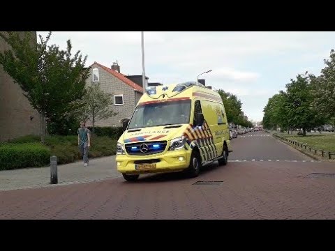 ambulance 12143 met spoed naar en Melding in Santpoort Noord