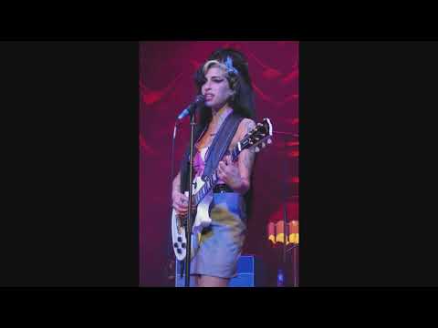 Thumbnail for Amy Winehouse - Addicted live @ Muffathalle Munich, Germany | October 24, 2007 by Amy Winehouse