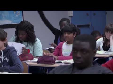 Embrouille entre une prof et ses élèves sur la religion - film Fracture