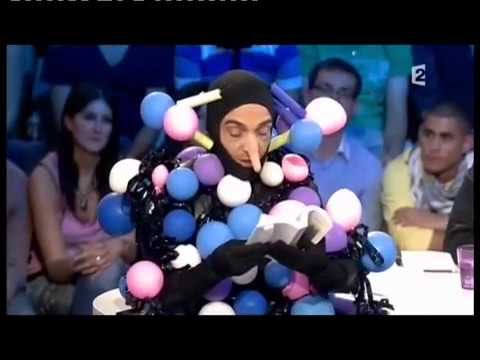 Jonathan Lambert est le virus de la grippe A - On n’est pas couché 5 septembre 2009 #ONPC