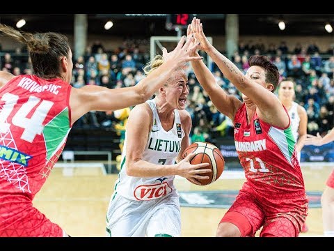 Rungtynių akimirka: Santa Okockytė - du taškai ir pražanga