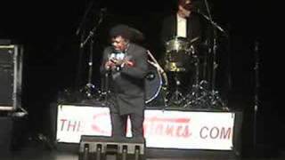 Percy Sledge sings "Whiter Shade of Pale"
