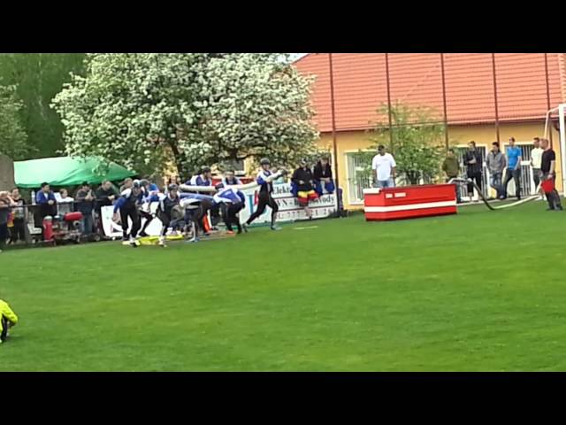 Fotbalové hřiště v Hodově, 26. 04. 2014