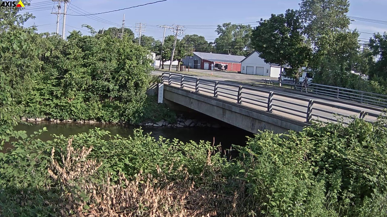 Live webcam view of Sauquoit Creek Bridge & River View