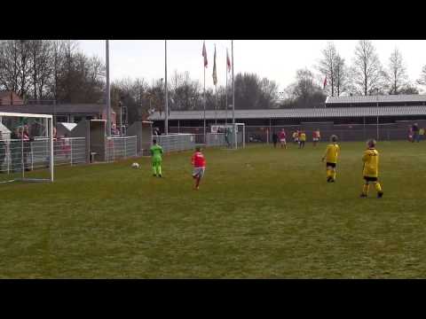 Video 11 april 2015 GOUDA F4- DONK F3  7-1