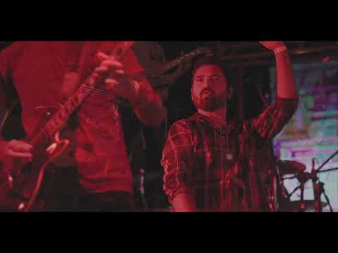 La Parabellum - Nuestro Amo Juega Al Esclavo