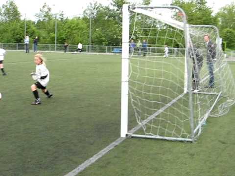 Oosterparkers F1 - Haren F2 26-05-2010 (2).AVI
