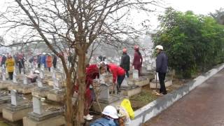 preview picture of video 'Nghĩa trang Liệt sỹ Việt - lào Mộ Anh hoa nở '