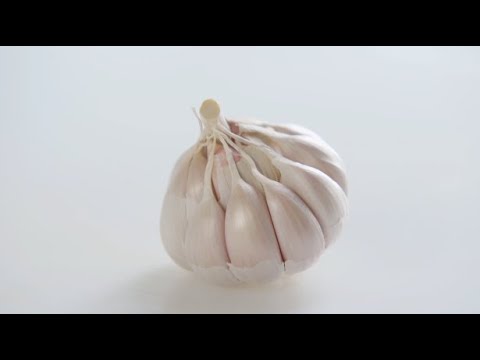 Delia's Techniques - How to Prepare Garlic