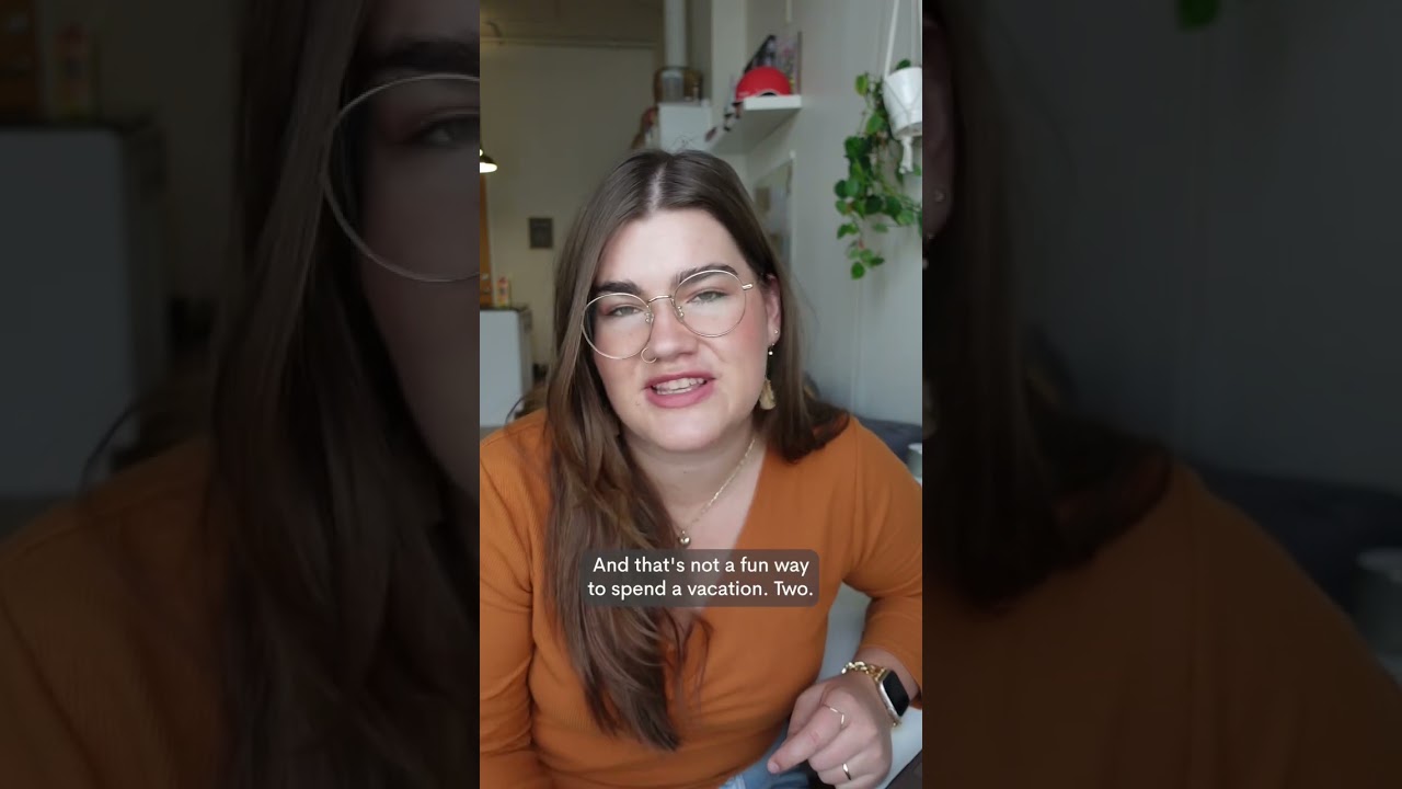 How to film a travel vlog 📹✈️ and *actually* enjoy your trip