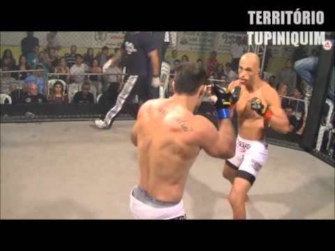 Marcelo Uirapuru vs Alexandre Pescoço - Super Fight Lafaiete