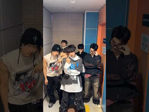 1, 2, 3, let’s go😎 #THEBOYZ #JUYEON #Q #SUNWOO