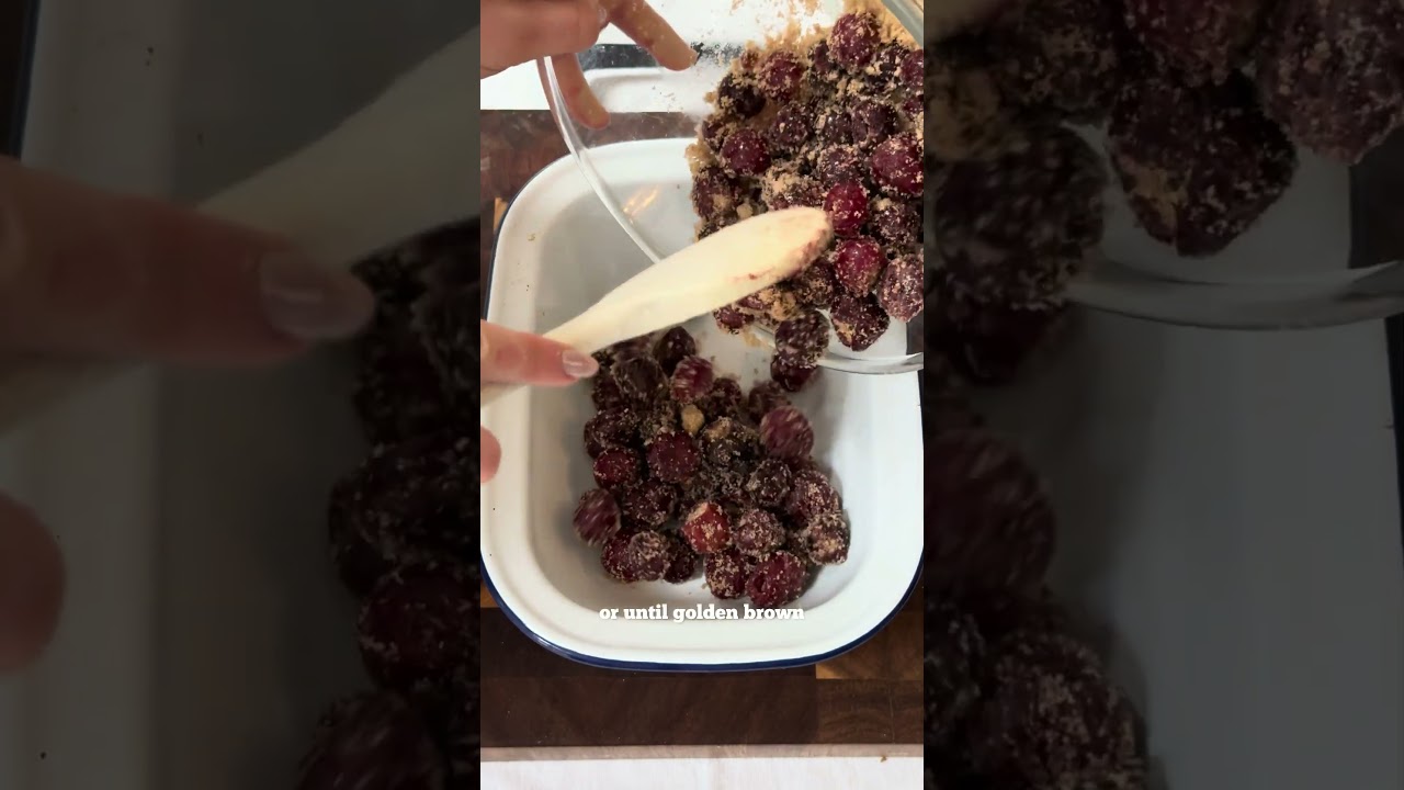 4 ingredient recipes: cherry crumble 🍒  #veganrecipes  #proveg