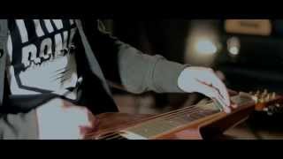Video thumbnail for Twisted Wood Guitars - Demo with a Jim Dunlop Lap Dawg tone bar by Twisted Wood Guitars