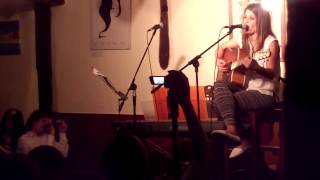 En medio de este show- Laura Ordóñez (Libertad 8, 07/06/14)